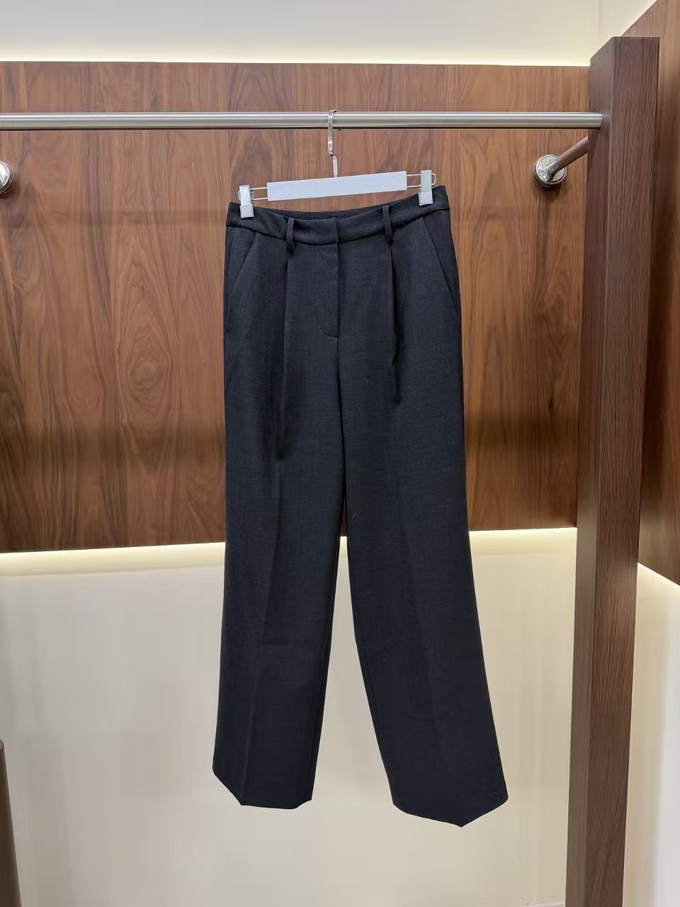 Collared Cargo Cropped Jacket  - Wool Suit Jacket 评论和价格